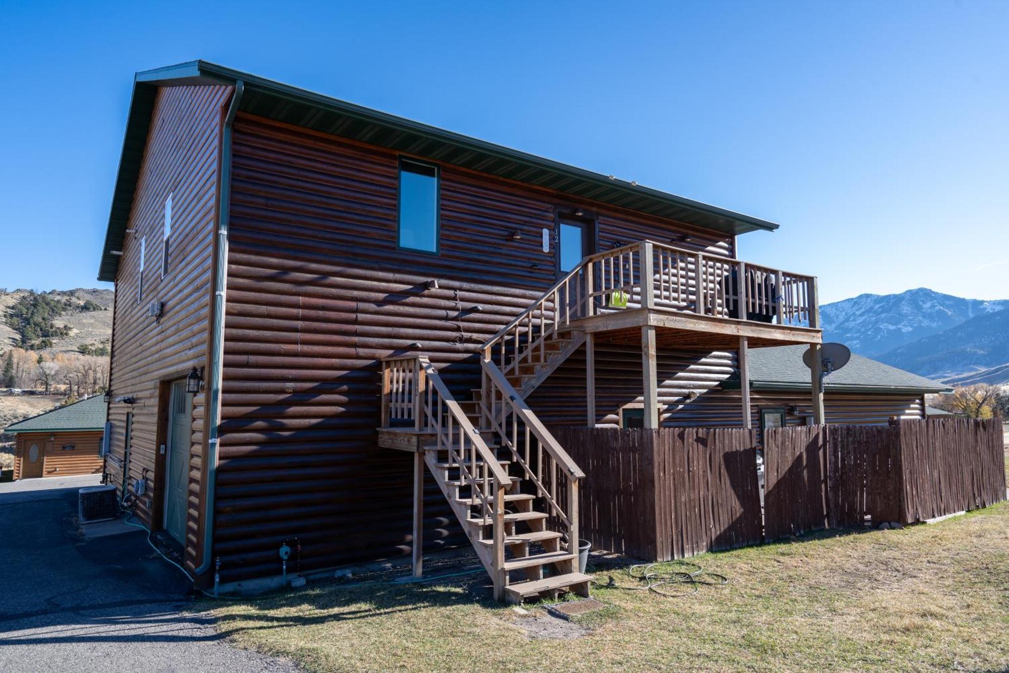 Bison Lodge - Lg Home - 2 Bedrooms - Less Than 5 Miles To Yellowstone North Entrance, Sleeps Up To 8 Gardiner Exterior foto